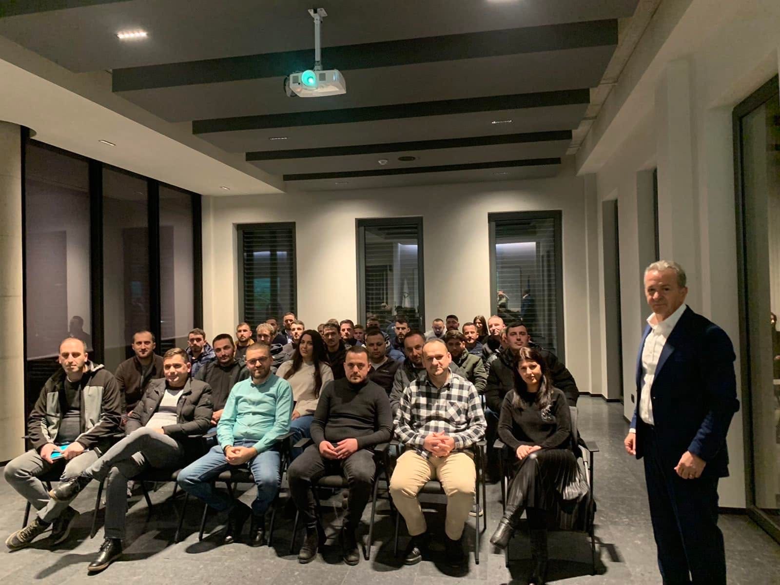 DCG client training and consultation session